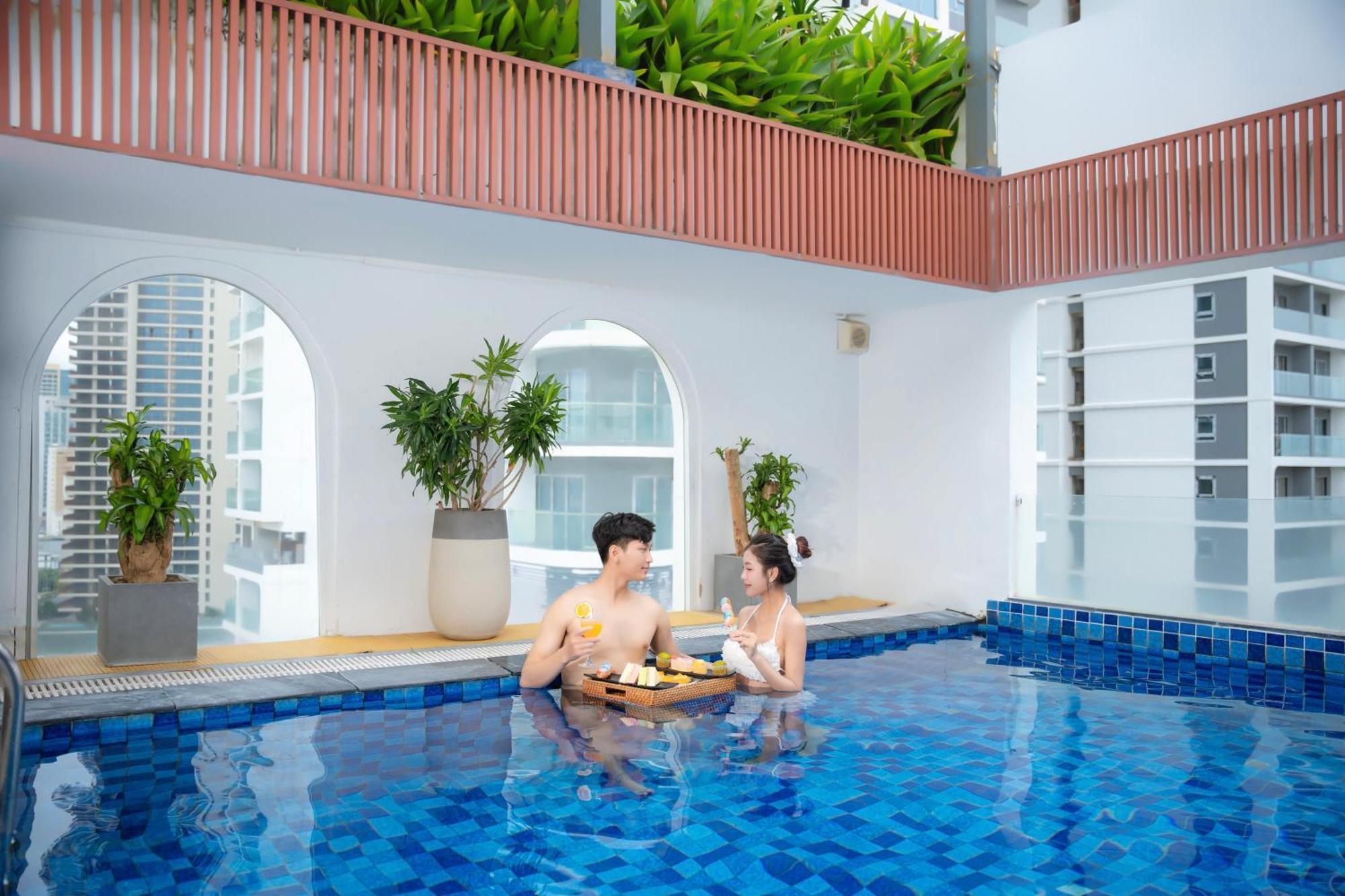 Tgt Beach Hotel Da Nang Bagian luar foto